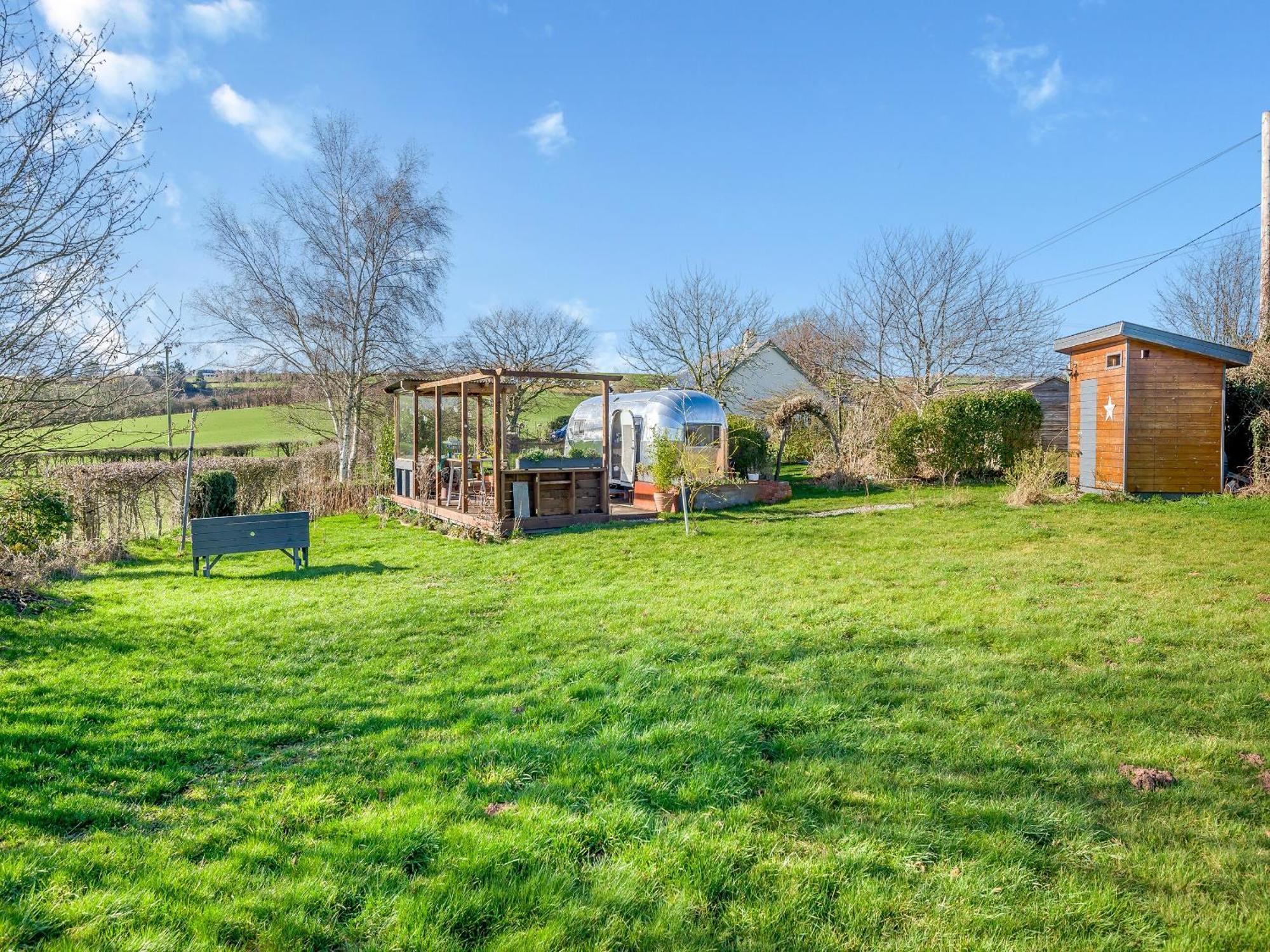 Villa Marilyn Meadows St Weonards Exterior foto